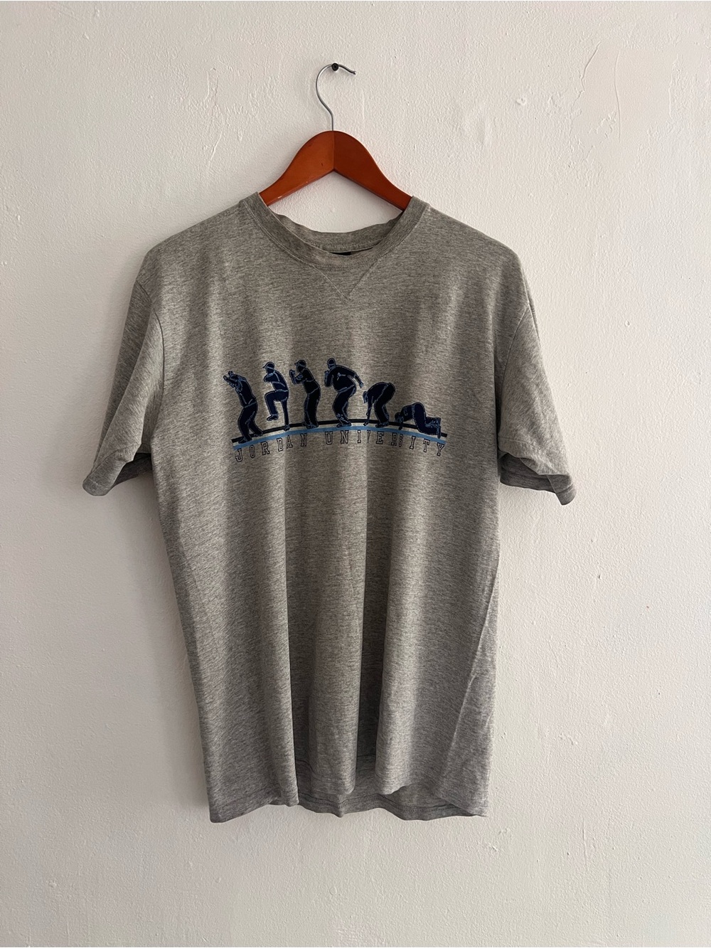 Vintage Nike Air Jordan University T-shirt Stitched Graphic Men’s Medium RARE